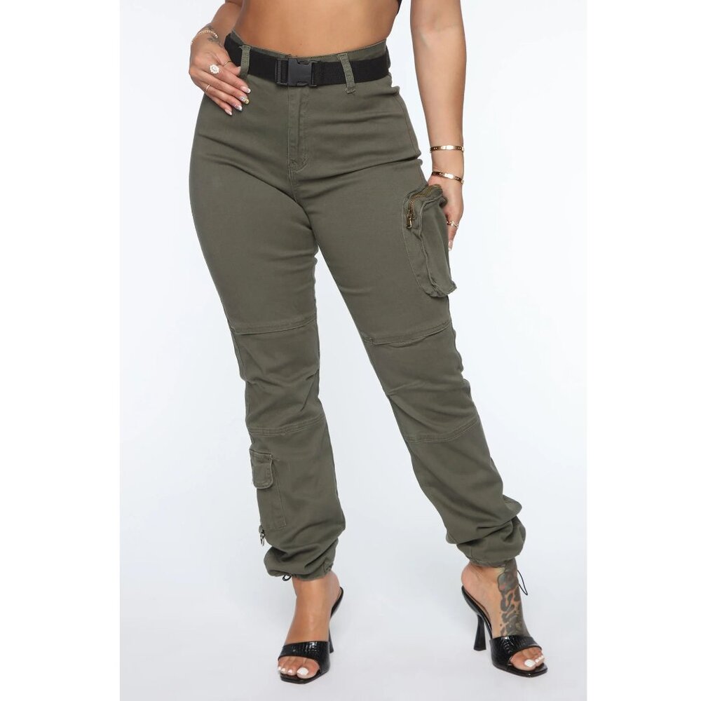 New FASHION NOVA Women's Size Medium Olive Green Operation Cargo Joggers Pants M